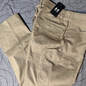 UNDER ARMOUR STORM ENDURO #251 BAYOU GREEN CARGO PANTS SIZE 34 X 30 MEN $85.00